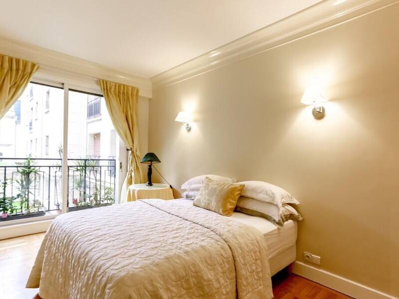 Maison à louer, 70m², PARIS 8E