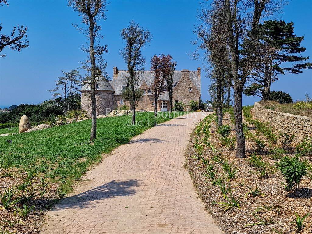 Maison à vendre, 352m², PLOUGRESCANT