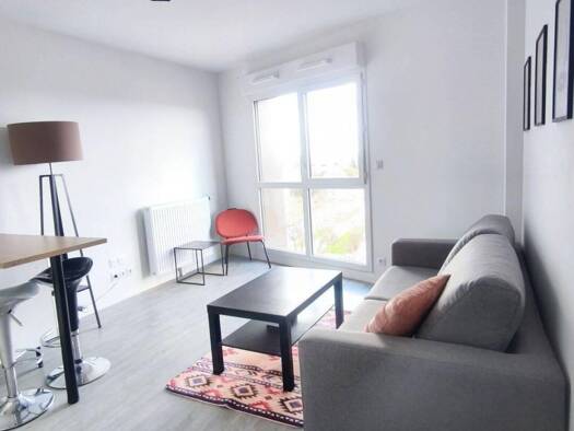 Appartement à louer - logement étudiant 650 € 1 pièce 25 m² 5ème étage Rennes 35000