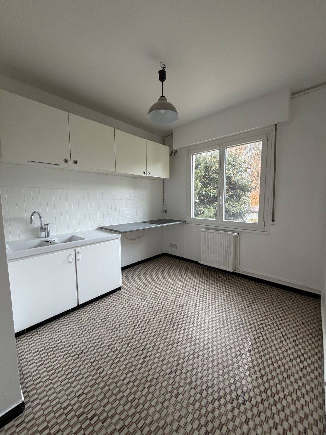 Maison à louer, 44m², MONTREUIL