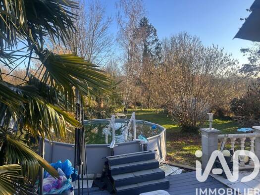 Maison à vendre 129 500 € 5 pièces 3 chambres 126 m² 1 853 m² de terrain Bézenet 03170