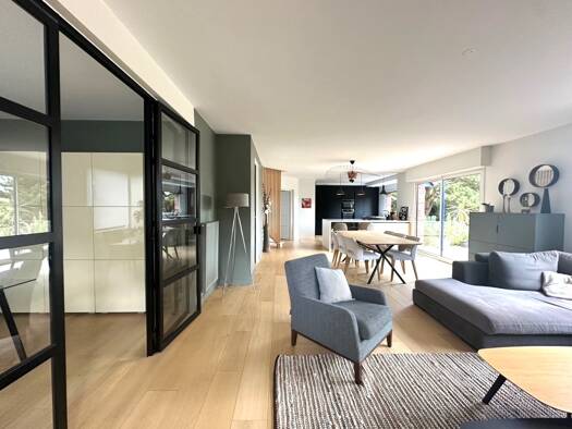 Maison à vendre 699 000 € 7 pièces 5 chambres 180 m² 763 m² de terrain Prémesques 59840