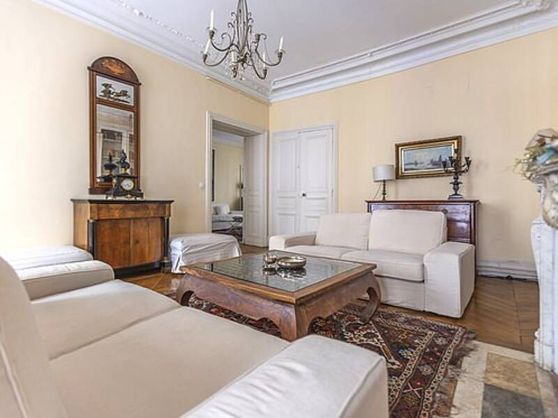 Maison à louer, 140m², PARIS 8E