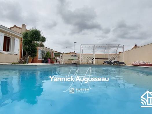 Maison de plain-pied à vendre 325 000 € 5 pièces 3 chambres 130 m² 693 m² de terrain Noé 31410