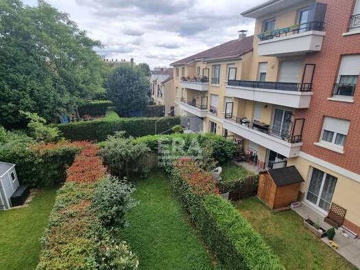 Appartement à vendre 280 000 € 4 pièces 3 chambres 74 m² Étage 2/3 Robert Schumann Neuilly-sur-Marne 93330