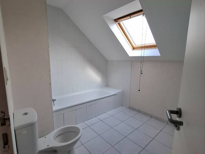 Maison à louer, 83m², GUISSENY