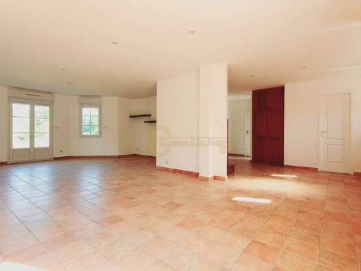 Maison à vendre 344 000 € 5 pièces 4 chambres 154 m² Auneuil 60390