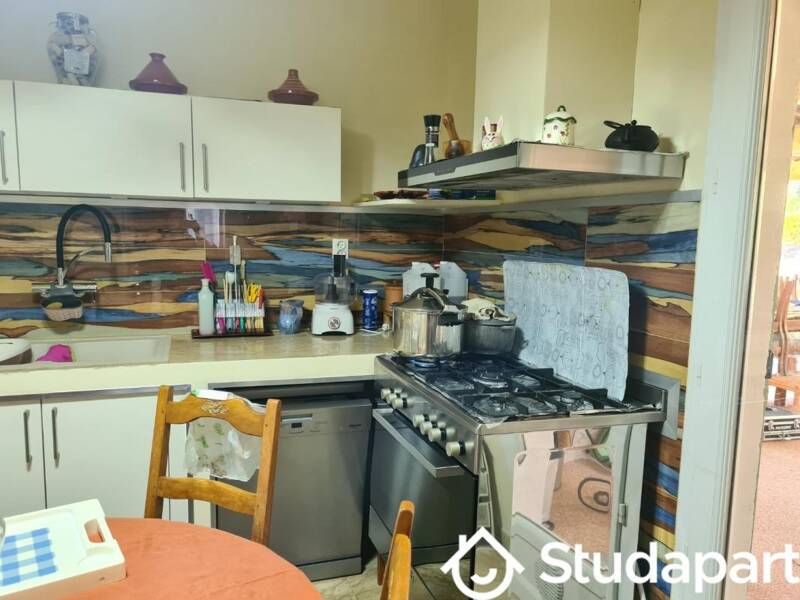 Maison à louer, 13m², ROQUEFORT LES PINS