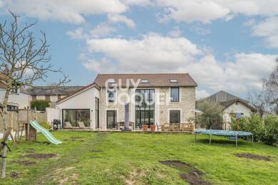 Maison à vendre 540 000 € 5 pièces 1 chambre 130 m² 512 m² de terrain Auteuil 78770