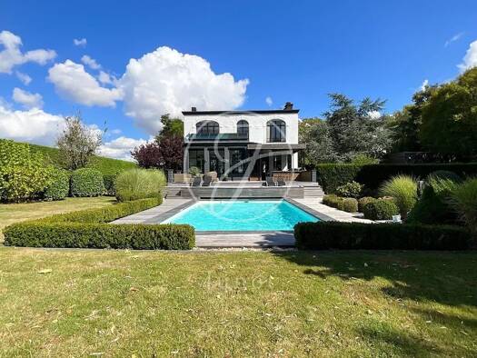 Maison à vendre 1 120 000 € 9 pièces 5 chambres 245,6 m² 4 200 m² de terrain Deûlémont 59890