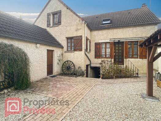 Maison à vendre 130 000 € 4 pièces 2 chambres 112 m² 361 m² de terrain Châtel-Censoir 89660