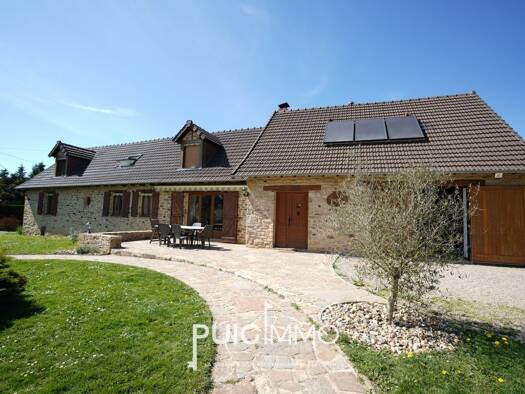 Maison à vendre 280 000 € 7 pièces 5 chambres 180 m² 2 520 m² de terrain Nexon 87800