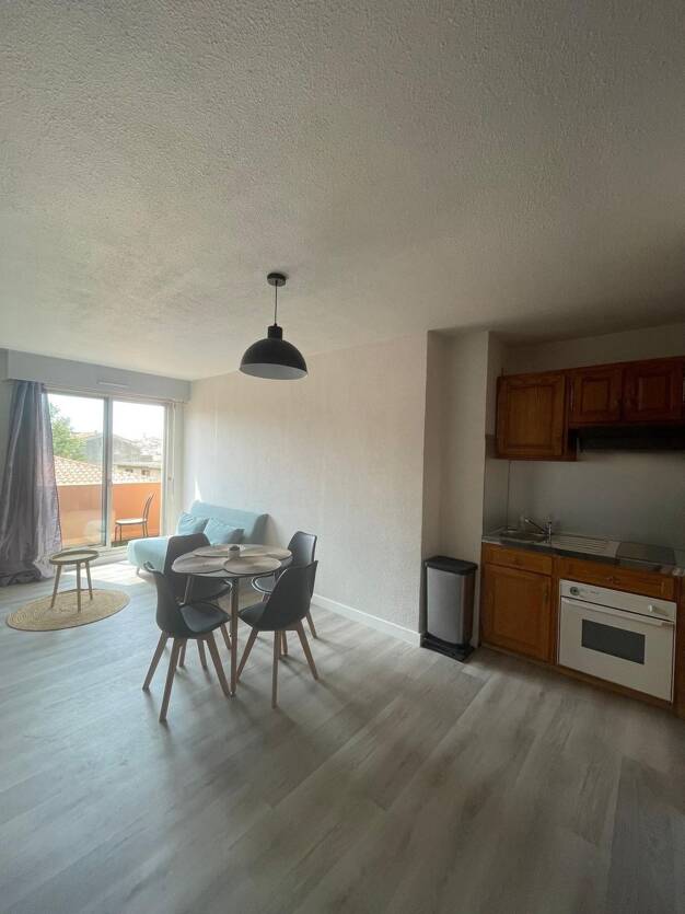 Appartement à louer 650 € 2 pièces 1 chambre 33 m² 4ème étage La Plagette-Pont de la Gare Sete 34200