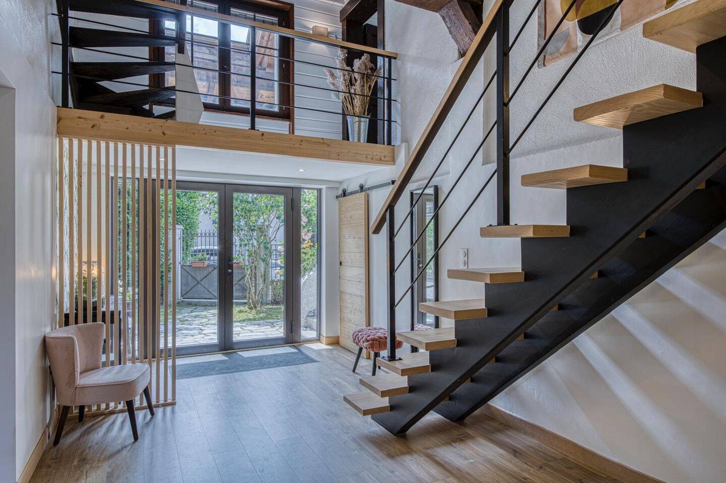 Maison à vendre, 245m², PERS JUSSY