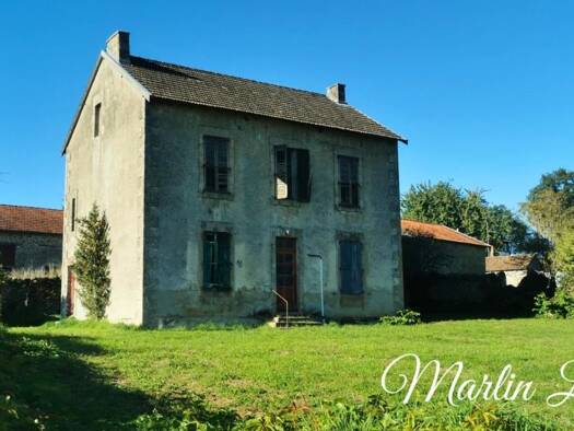 Maison à vendre 47 000 € 5 pièces 4 chambres 184 m² 1 375 m² de terrain Augne 87120