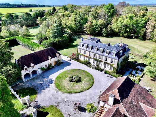 Château à vendre 1 590 000 € 18 pièces 9 chambres 600 m² 102 300 m² de terrain Belle Étoile-2ème Db-Coulandon Argentan 61200