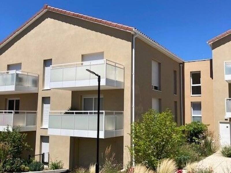 Maison à louer, 62m², LA TOUR DE SALVAGNY