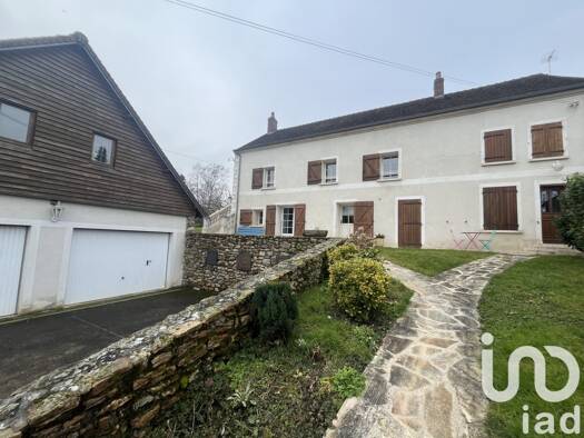 Maison de ville à vendre 218 000 € 7 pièces 4 chambres 230 m² 2 948 m² de terrain Épieds 02400