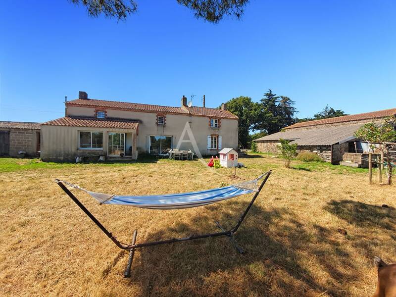 Maison à vendre, 163m², SAINT CHRISTOPHE DU LIGNERON