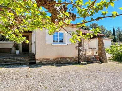Maison à vendre 599 000 € 4 pièces 3 chambres 147 m² 2 000 m² de terrain Le Revest-les-Eaux 83200