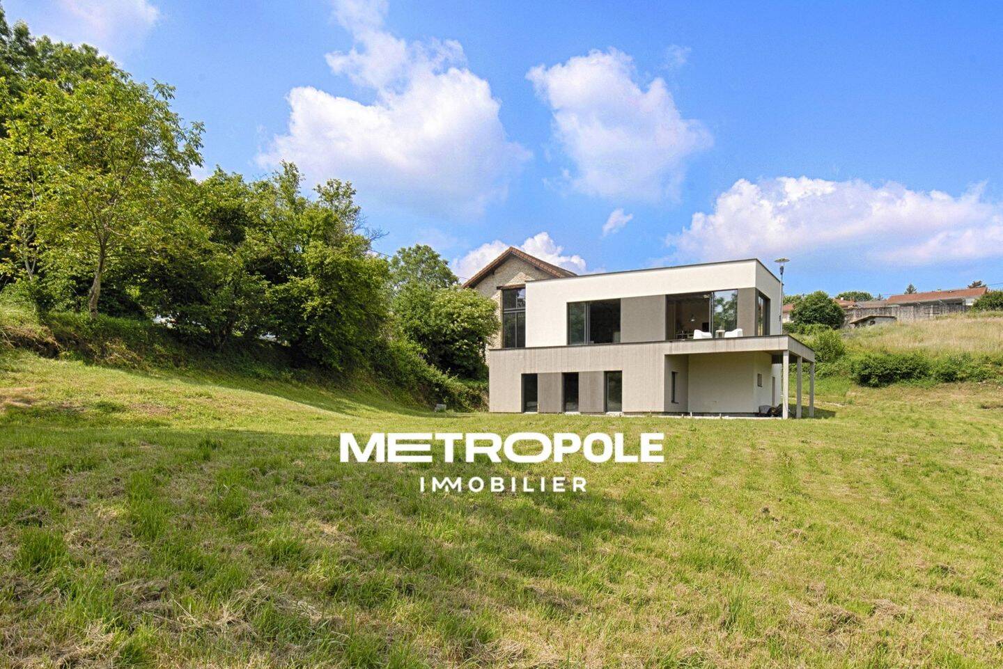 Maison à vendre, 230m², SICCIEU SAINT JULIEN ET CARISIEU