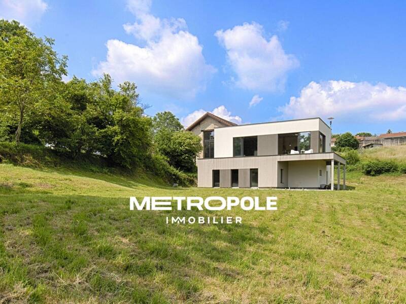 Maison à vendre, 230m², SICCIEU SAINT JULIEN ET CARISIEU