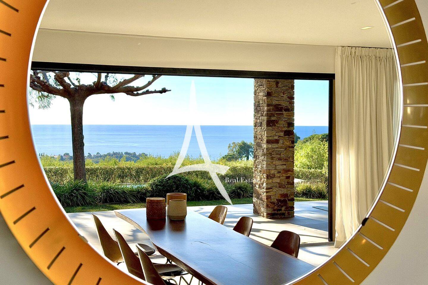 Maison à vendre, 466m², LA CROIX VALMER