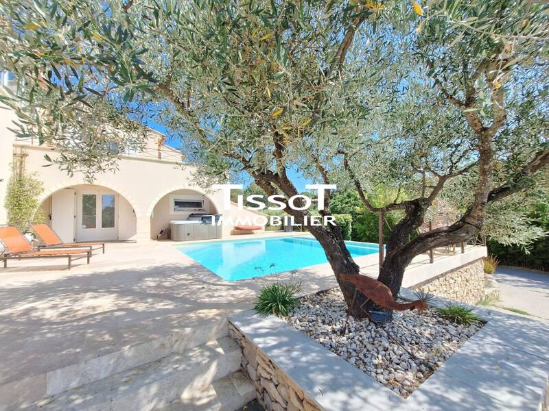 Maison à vendre, 227m², NIMES