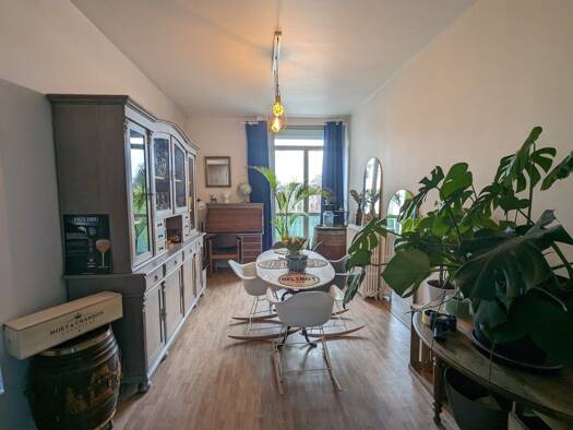 Appartement à louer 800 € 4 pièces 3 chambres 96 m² 1er étage Place d'Armes et du Barlet Douai 59500