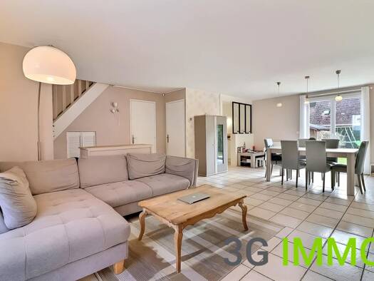 Maison à vendre 288 000 € 5 pièces 3 chambres 106 m² 552 m² de terrain Verneuil-en-Halatte 60550