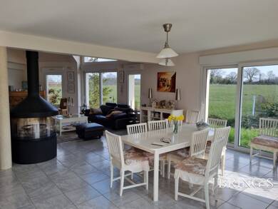 Villa à vendre 399 000 € 8 pièces 5 chambres 217 m² 5 460 m² de terrain Vendôme 41100