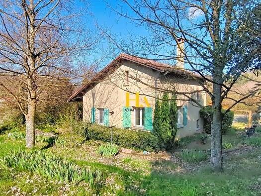 Maison à vendre 220 000 € 6 pièces 4 chambres 144 m² 4 562 m² de terrain Claveyson 26240