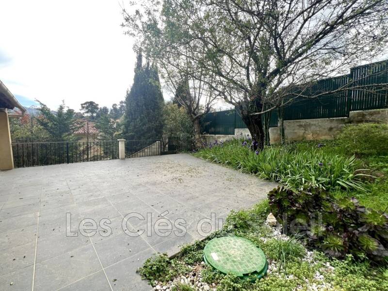 Maison à louer, 112m², LE REVEST LES EAUX