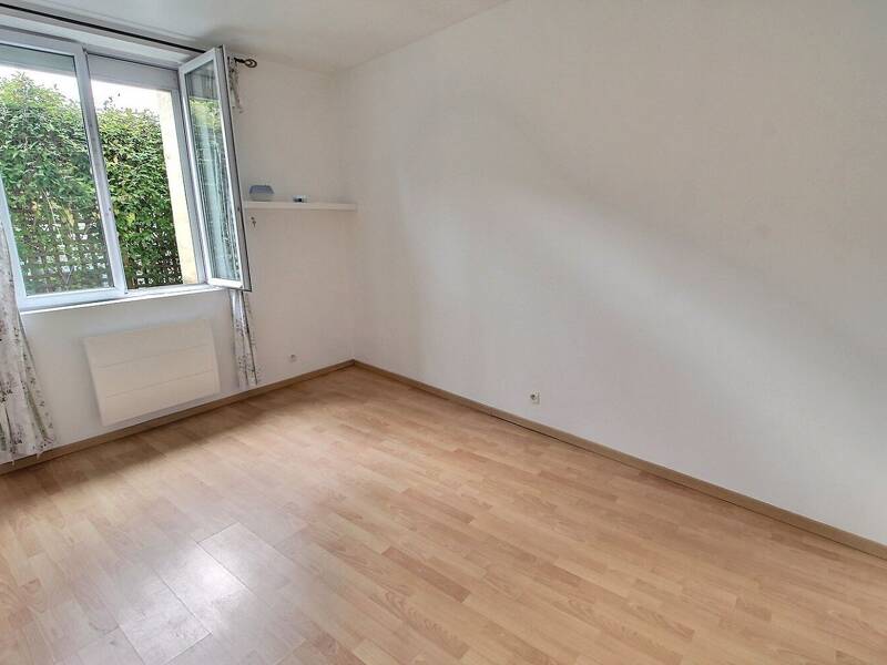 Maison à louer, 42m², VOISINS LE BRETONNEUX