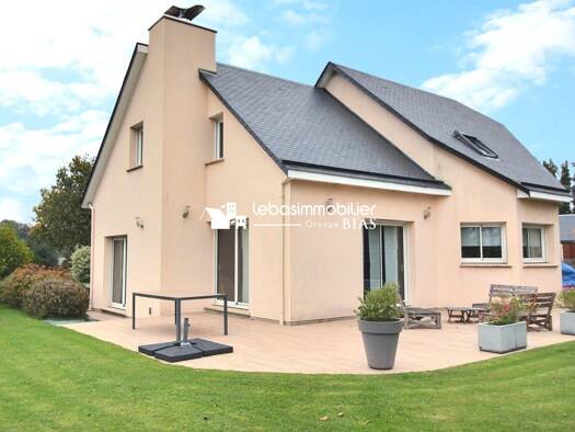 Maison à vendre 346 000 € 5 pièces 4 chambres 160 m² 1 399 m² de terrain Alvimare 76640