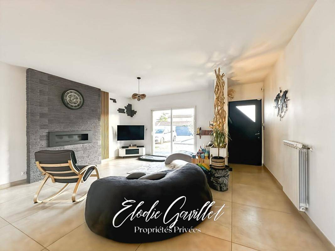 Maison à vendre, 132m², VILLEMOUSTAUSSOU