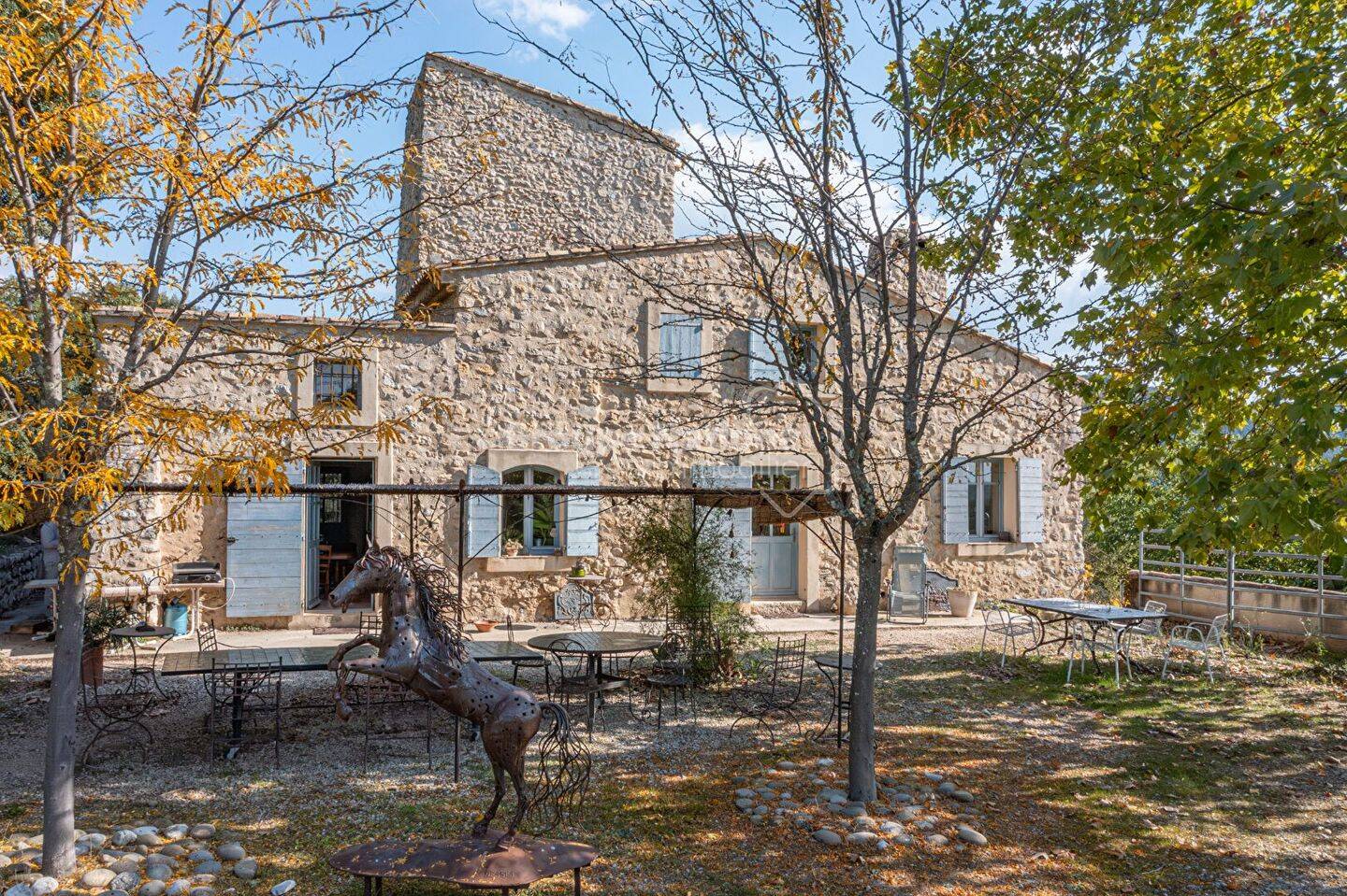 Maison à vendre, 450m², GREOUX LES BAINS