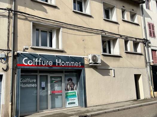 Local commercial à vendre 95 000 € 52 m² de surface de vente Sud Lagnieu 01150