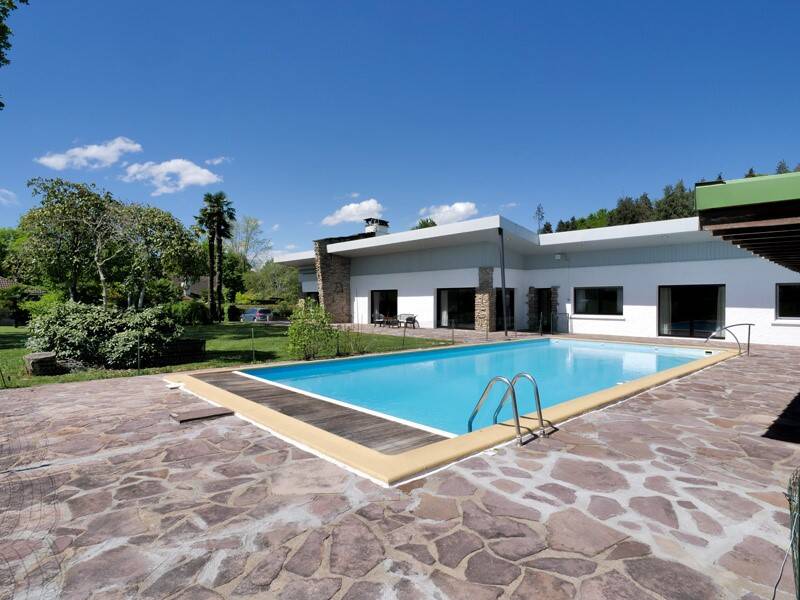 Maison à vendre, 363m², IDRON OUSSE SENDETS