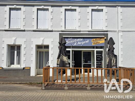 Local commercial à vendre 232 000 € 100 m² de surface de vente Machecoul-Saint-Même 44270