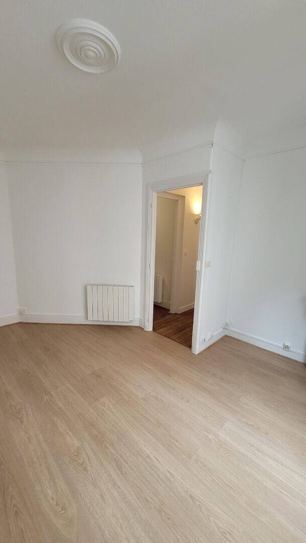 Maison à louer, 43m², COURBEVOIE