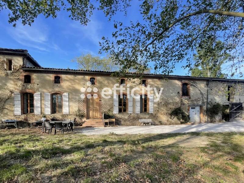 Maison à vendre, 388m², LA TOUR DU CRIEU