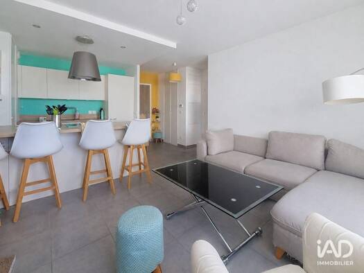 Appartement à vendre 265 000 € 2 pièces 1 chambre 41 m² RDC Sud Ouest Saint-Julien-en-Genevois 74160