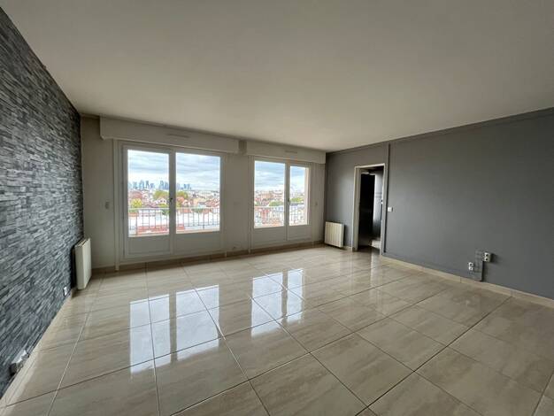 Appartement à louer 1 750 € 3 pièces 2 chambres 77 m² Étage 5/5 Agent Sarre-Centre-Les Vallées-La Garenne Colombes 92700