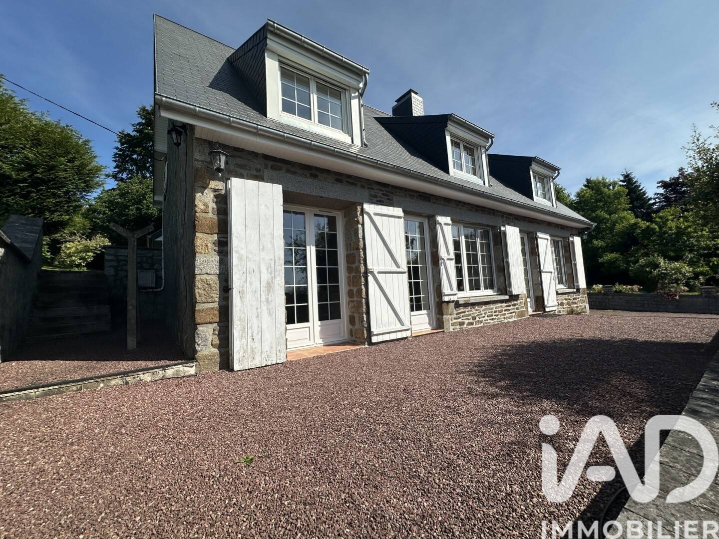 Maison à vendre, 197m², PERRIERS EN BEAUFICEL