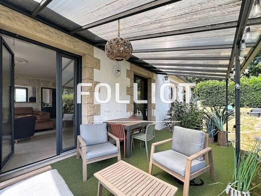 Maison de plain-pied à vendre 285 500 € 5 pièces 4 chambres 175 m² 700 m² de terrain Cotterets Fougères 35300