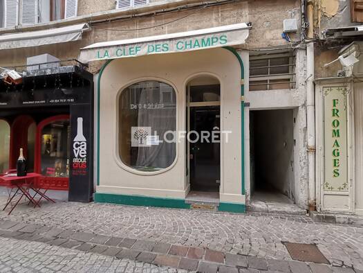 Local commercial à vendre 60 000 € 24 m² de surface de vente Moûtiers 73600