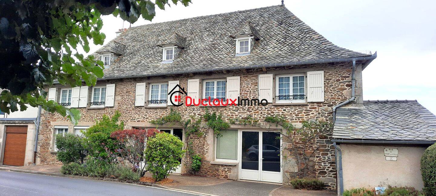 Maison à vendre, 220m², MONTSALVY