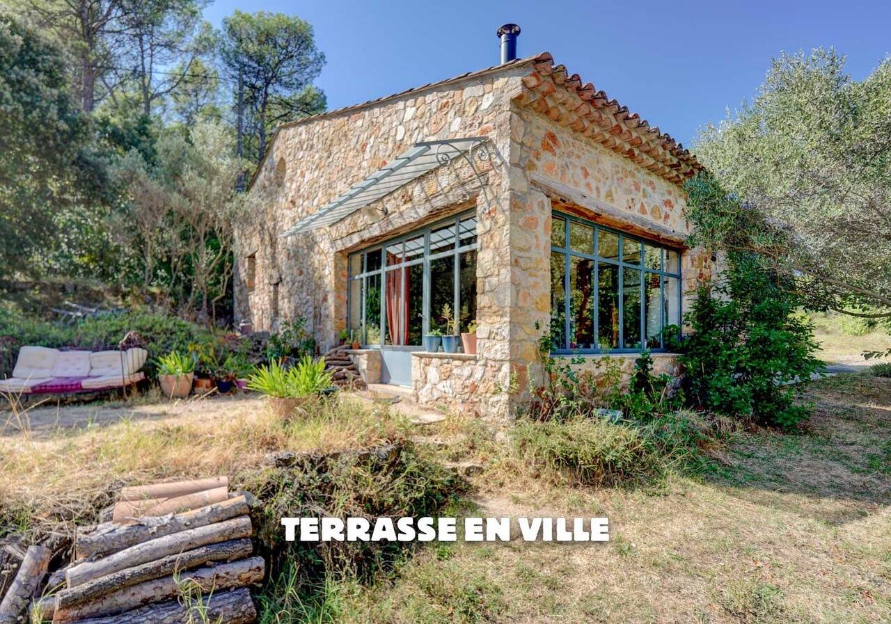 Maison à vendre, 210m², ENTRECASTEAUX