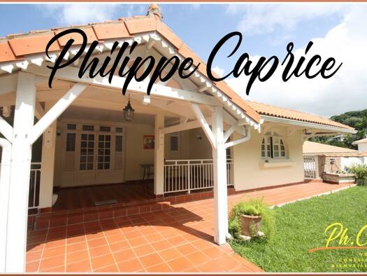 Maison à vendre 540 000 € 16 pièces 15 chambres 443 m² 1 320 m² de terrain Fort-de-France 97200